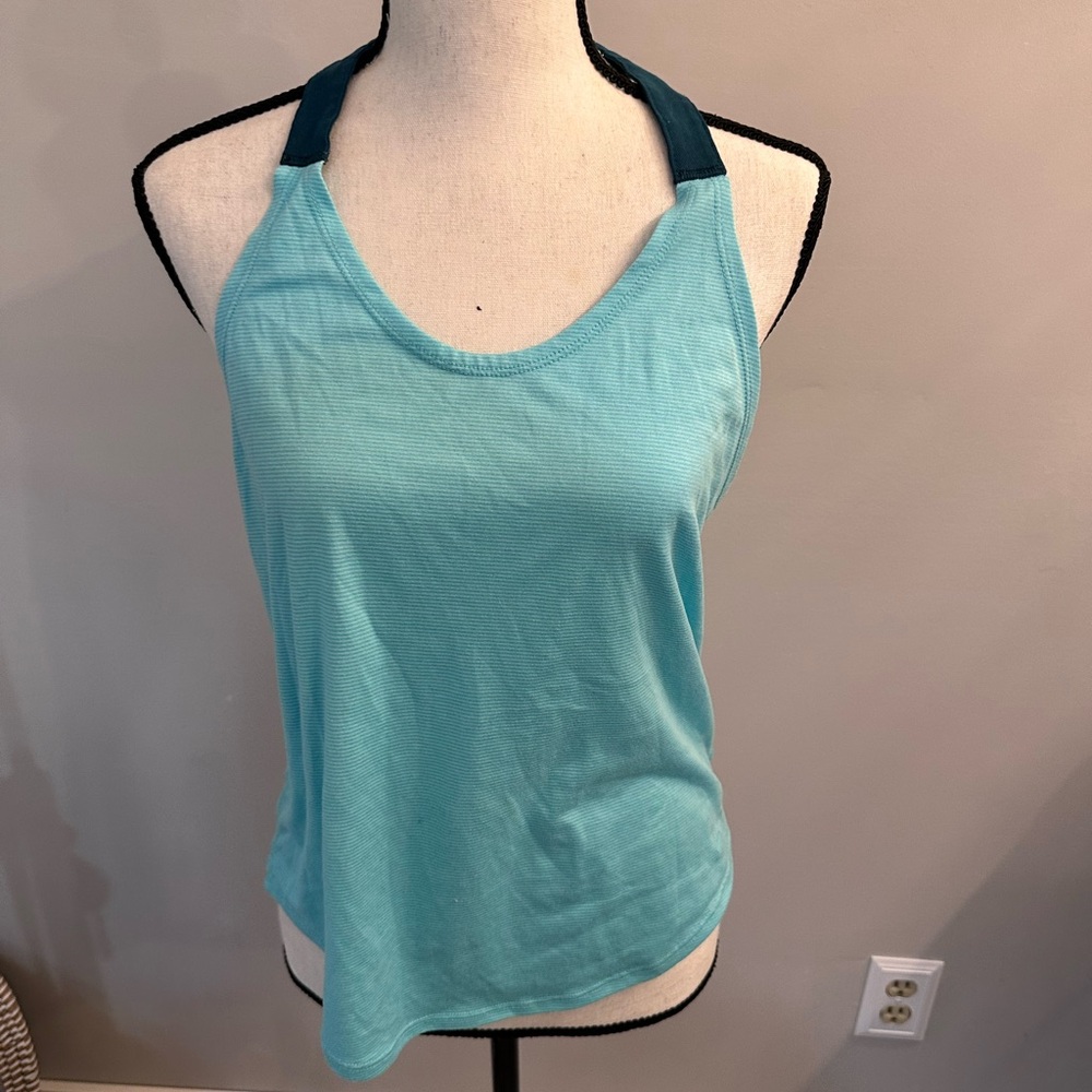 Nike workout top  Asymmetrical Cut Out Tank Top